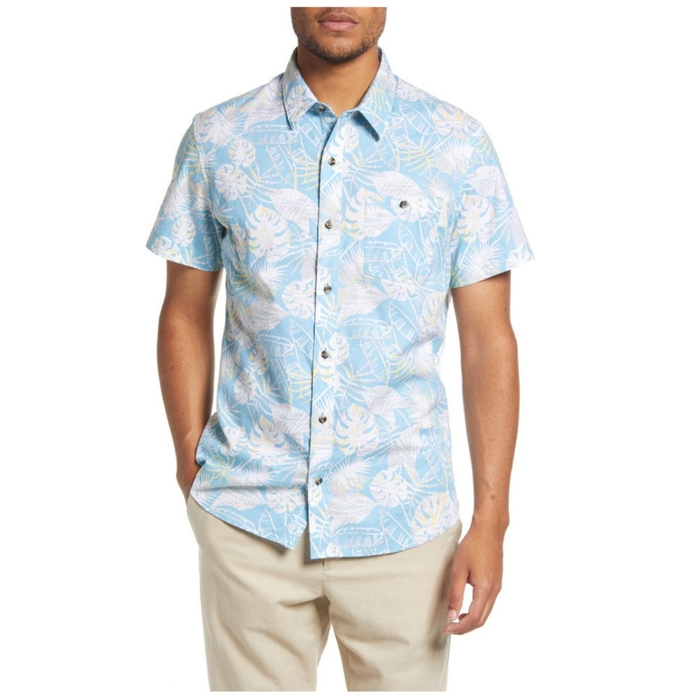NEW Travis Mathew Lift a Glass Leaf Print Short Sleeve Button-Up Shirt, Size S